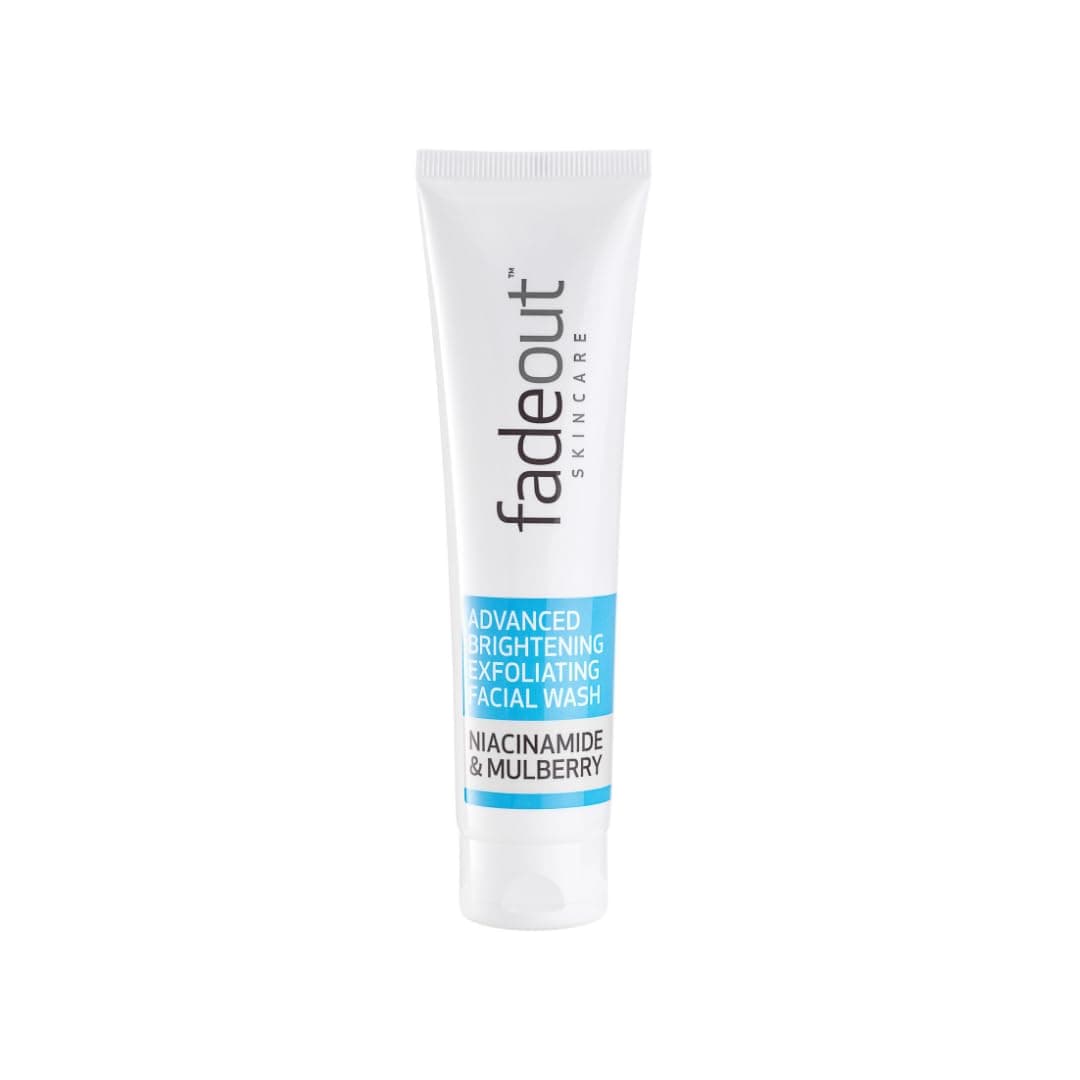Fade Out Advance Brightening Foaming Face Wash, 100g | Facial Wash with Hyaluronic Acid and Niacinamide