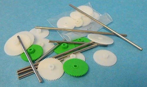 Stevens International Assorted Small Plastic Motor Gears & Metal Shafts (27pcs)