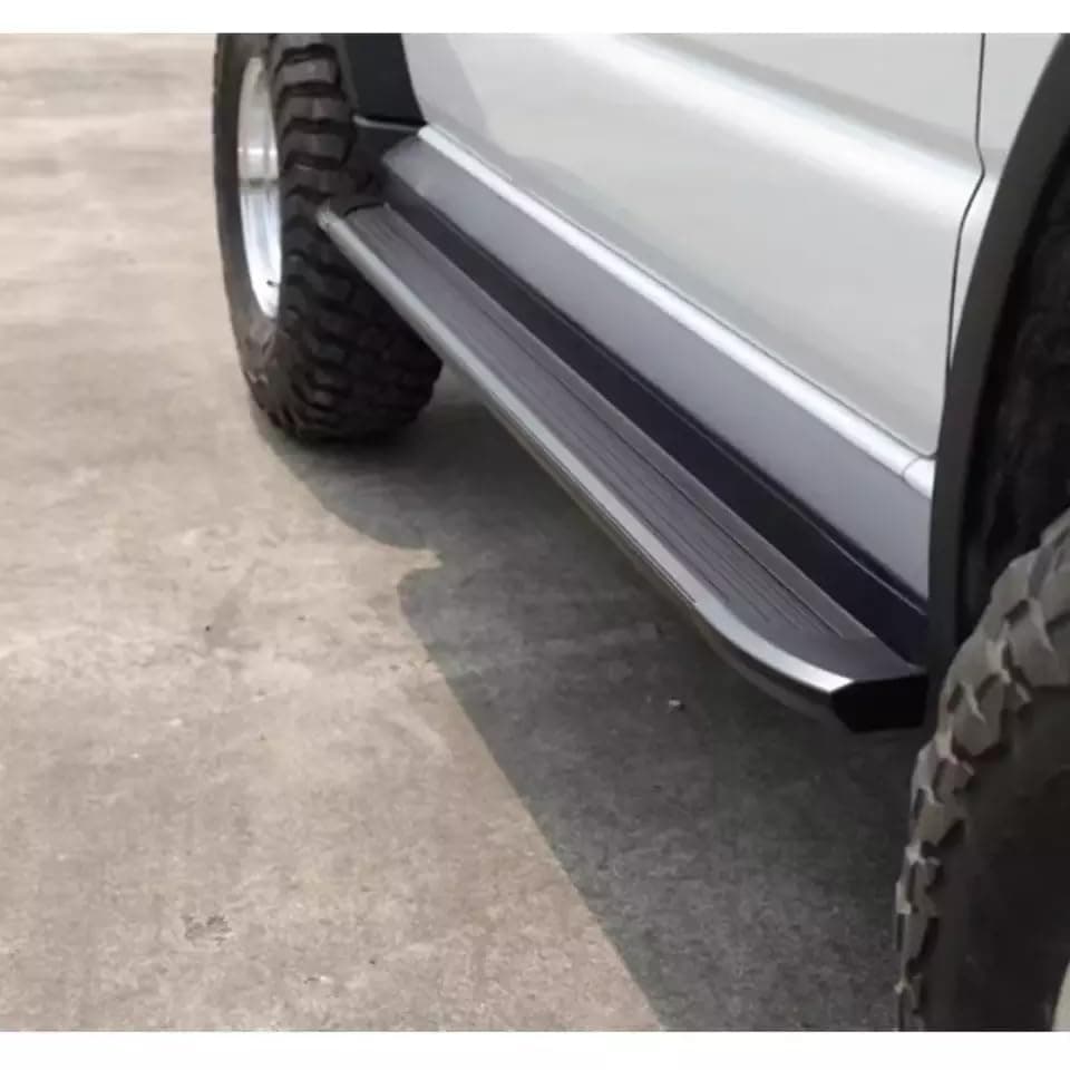 2Pcs Running Boards Side Steps Peals Nerf Foot Protector Bar Black with Brackets Fits for Jimny JB64 2019 2020 2021 2022 2023 2024 2025 (4 Door)