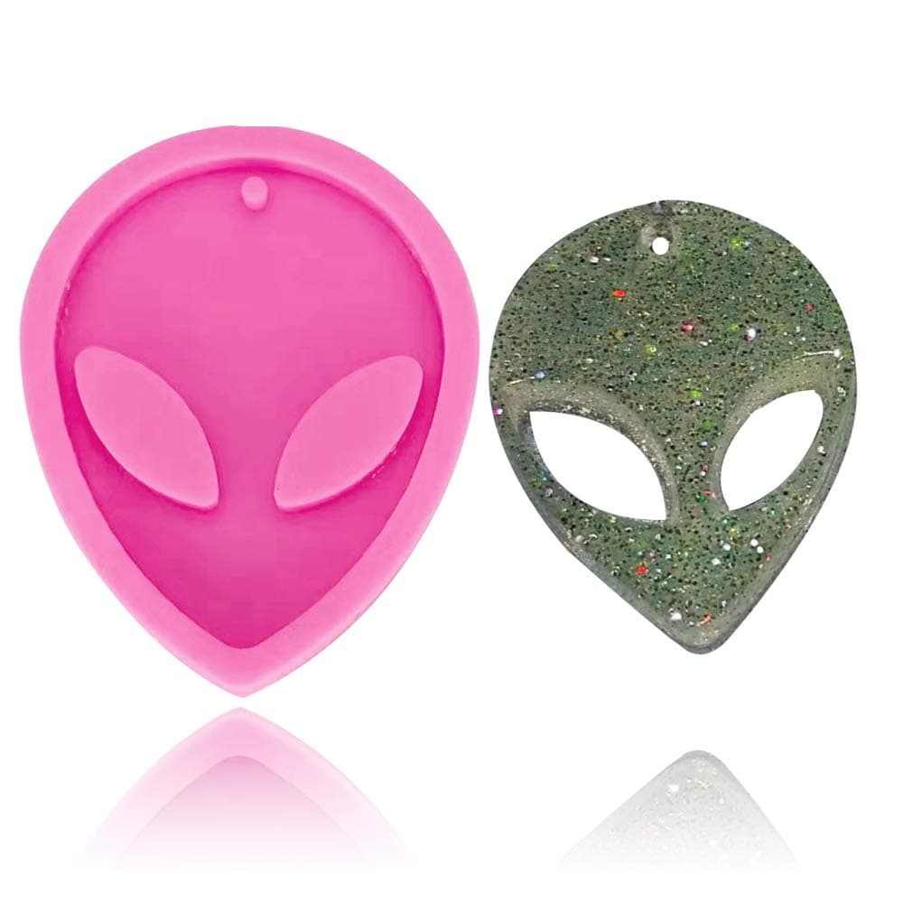 Creative Alien Keychains Mask Silicone Mold for DIY Jelly Pudding Candy Chocolate Soap Mould Desserts Handmade Ice Cream Gum Paste Cupcake Cake Topper Decoration Fondant Mold Ice Cube Crystal
