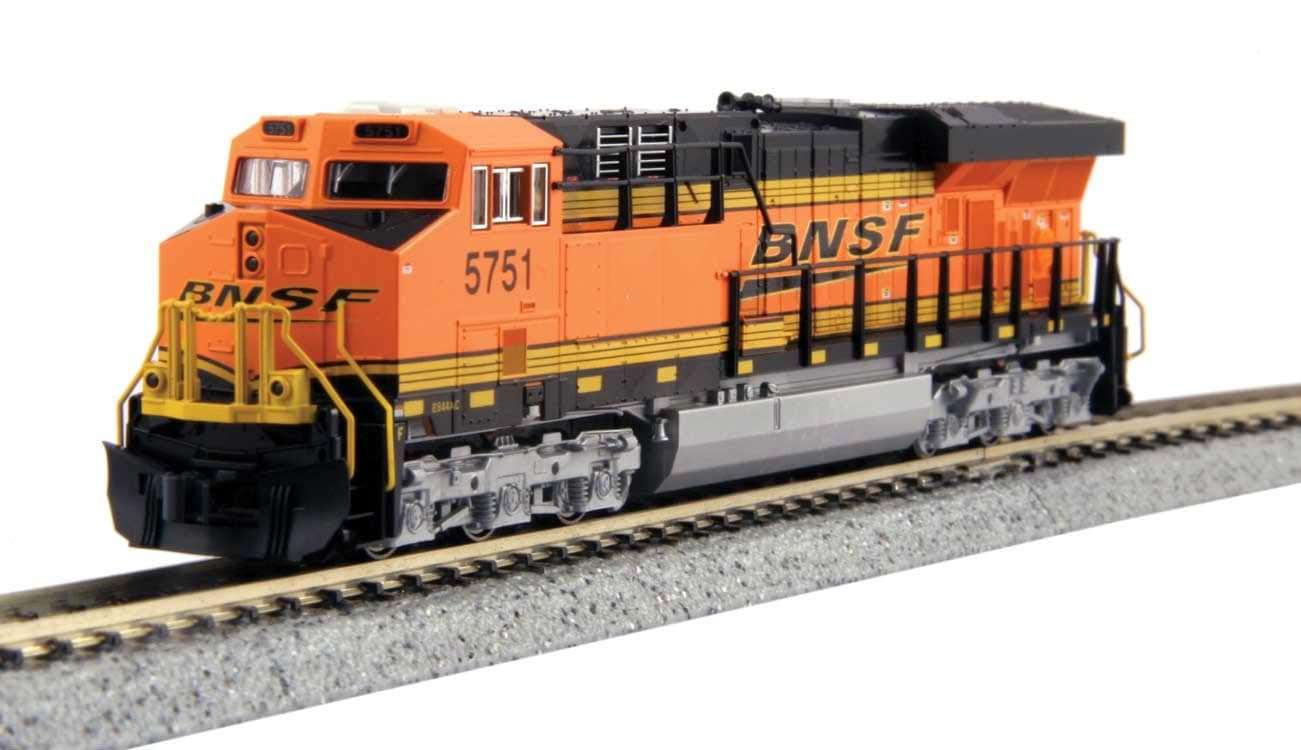 N GE ES44AC GEVO BNSF #5873