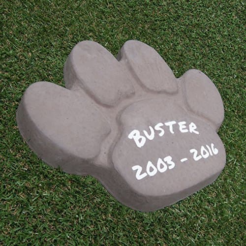 Personalised Pet Memorial Paw Print Stepping Stone - an unique addition to your garden to celebrate the life your beloved pet - FREE delivery in UK