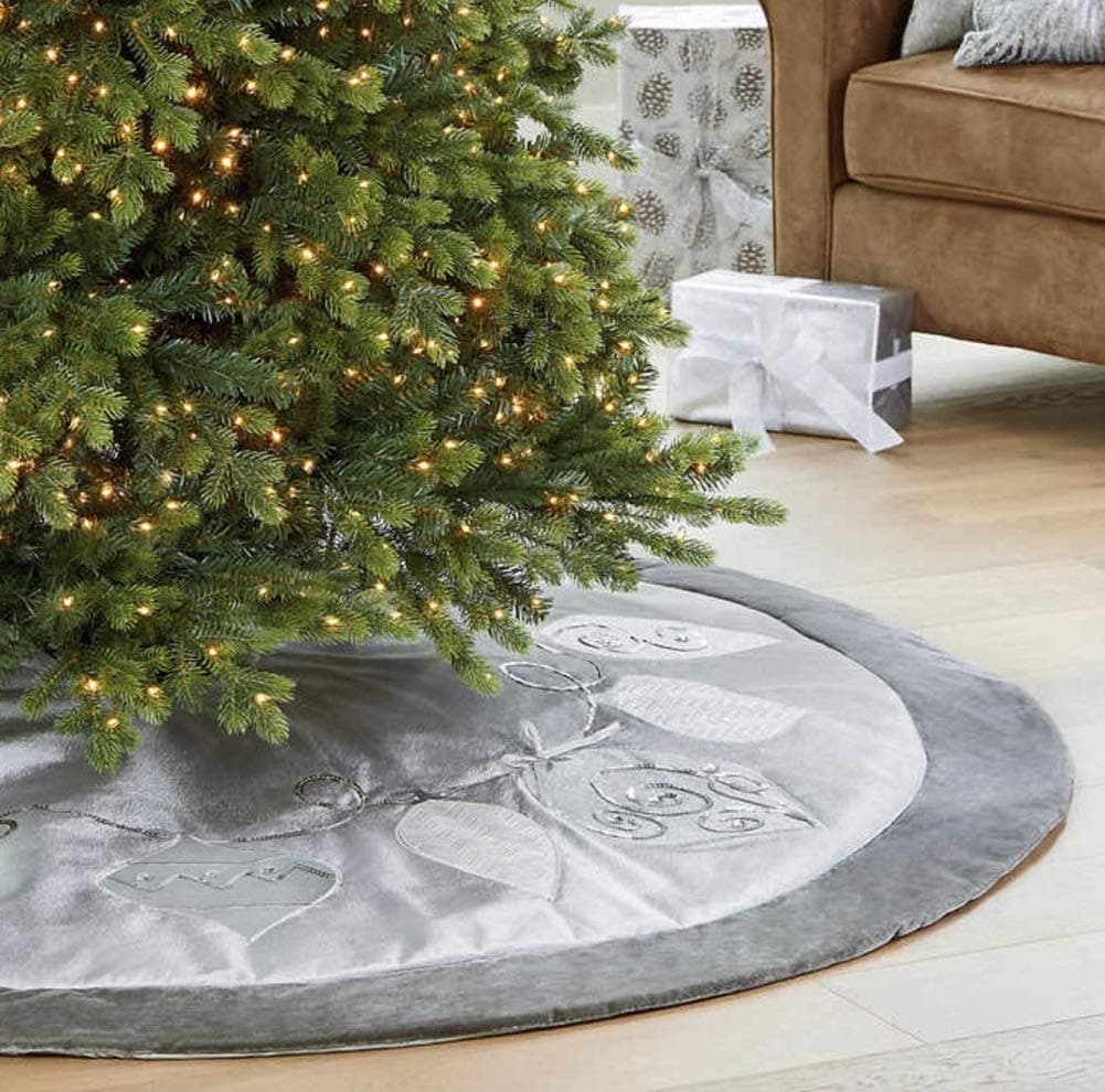 CWC Adjustable Tree Skirt (Silver), 66"-60"