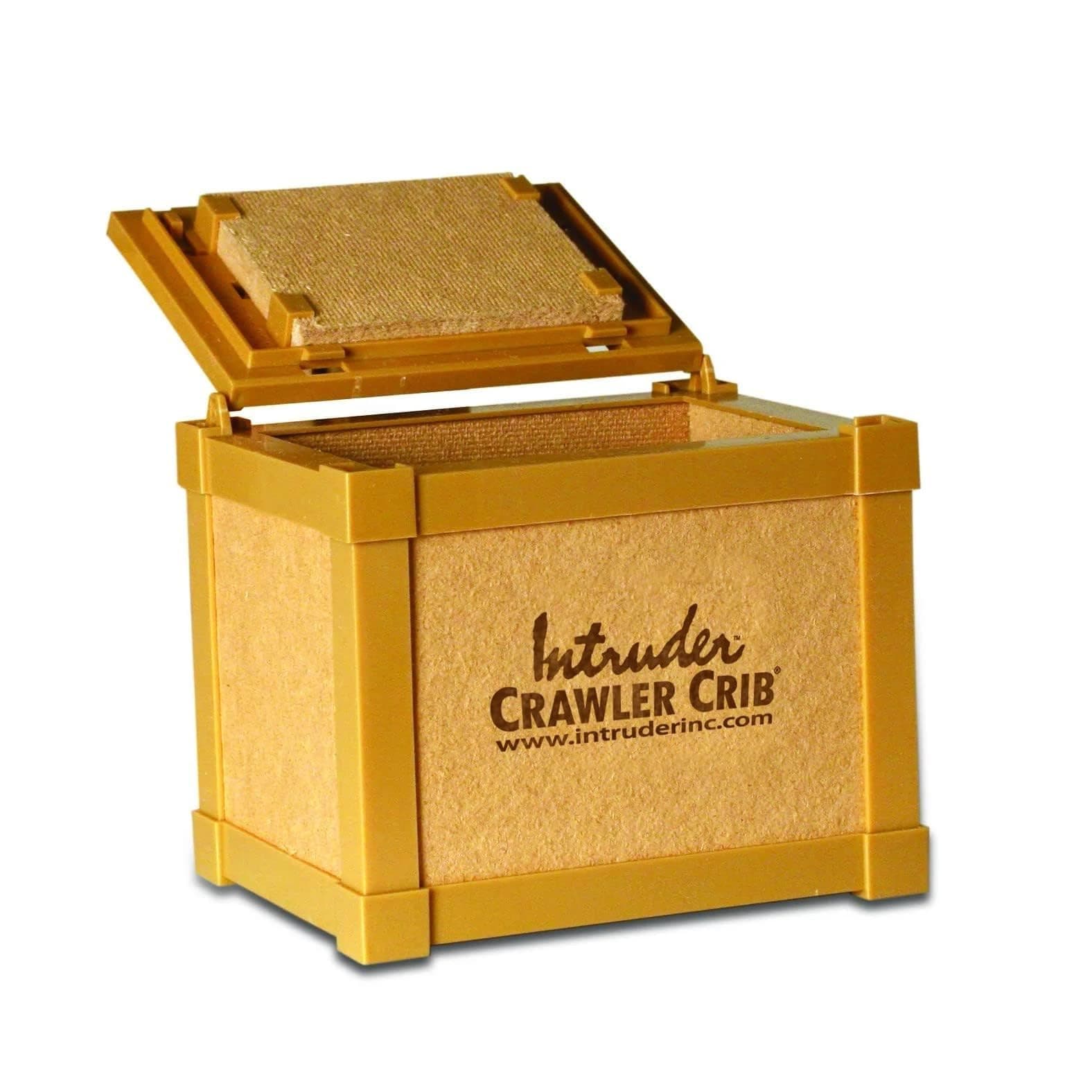 INTRUDER NightCrawler Worm Bait Box, Keeps Bait Fresh, Packed with Good N' Lively Worm Bedding, 8-inch x 6-inch x 7-inch