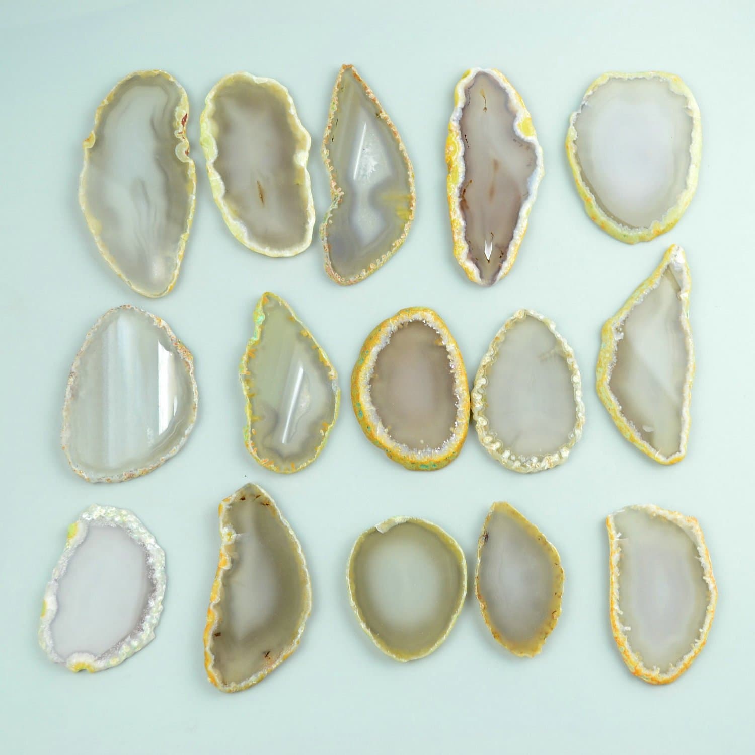 Wholesale - 50 Pieces Agate Slices Stone Slab 2"-3" in Length for Wedding Name Cards Namecards Place Cards - White/Grey