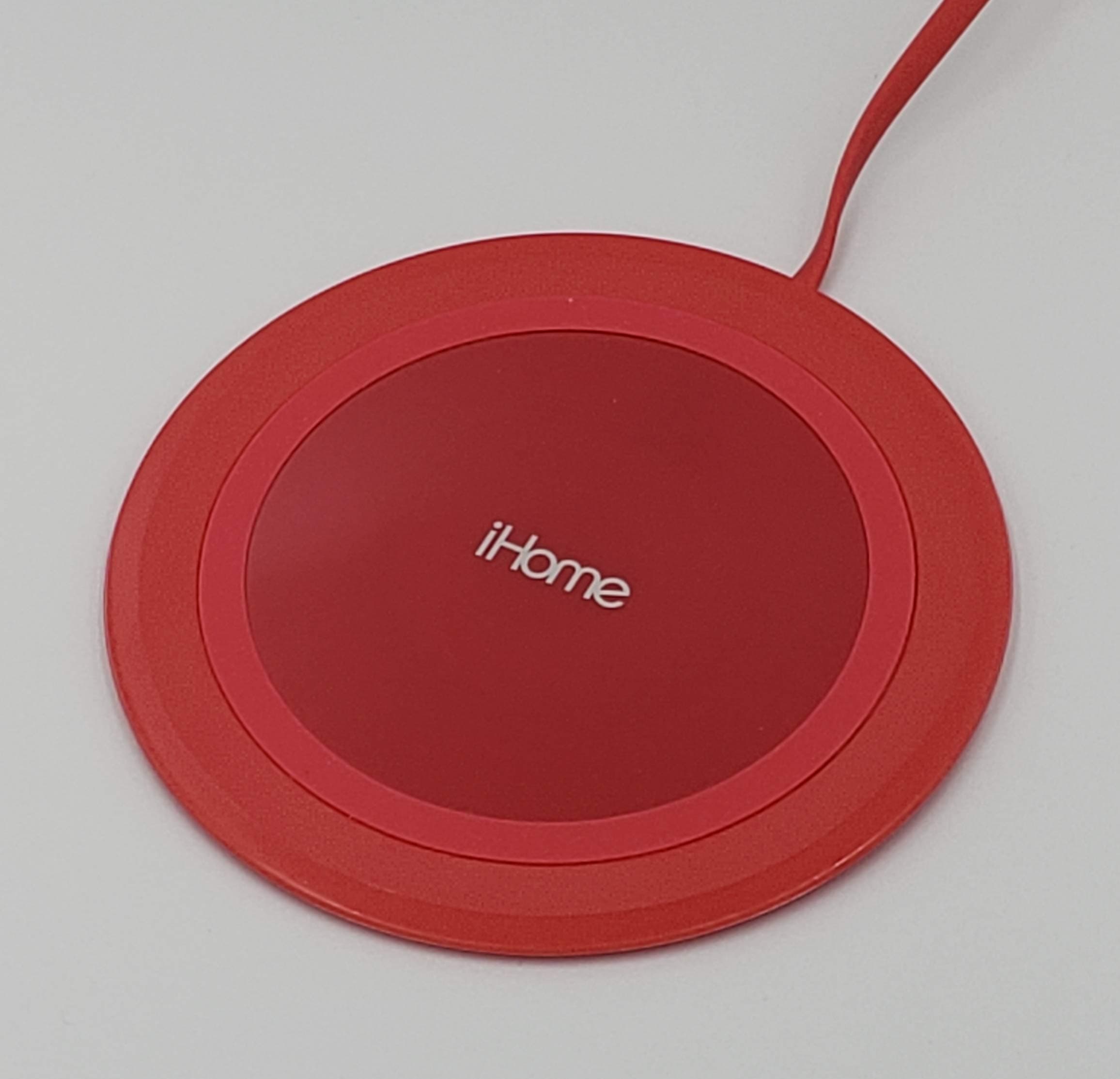 iHome 10 Watt Rapid Charge Wireless Charging Pad - Red