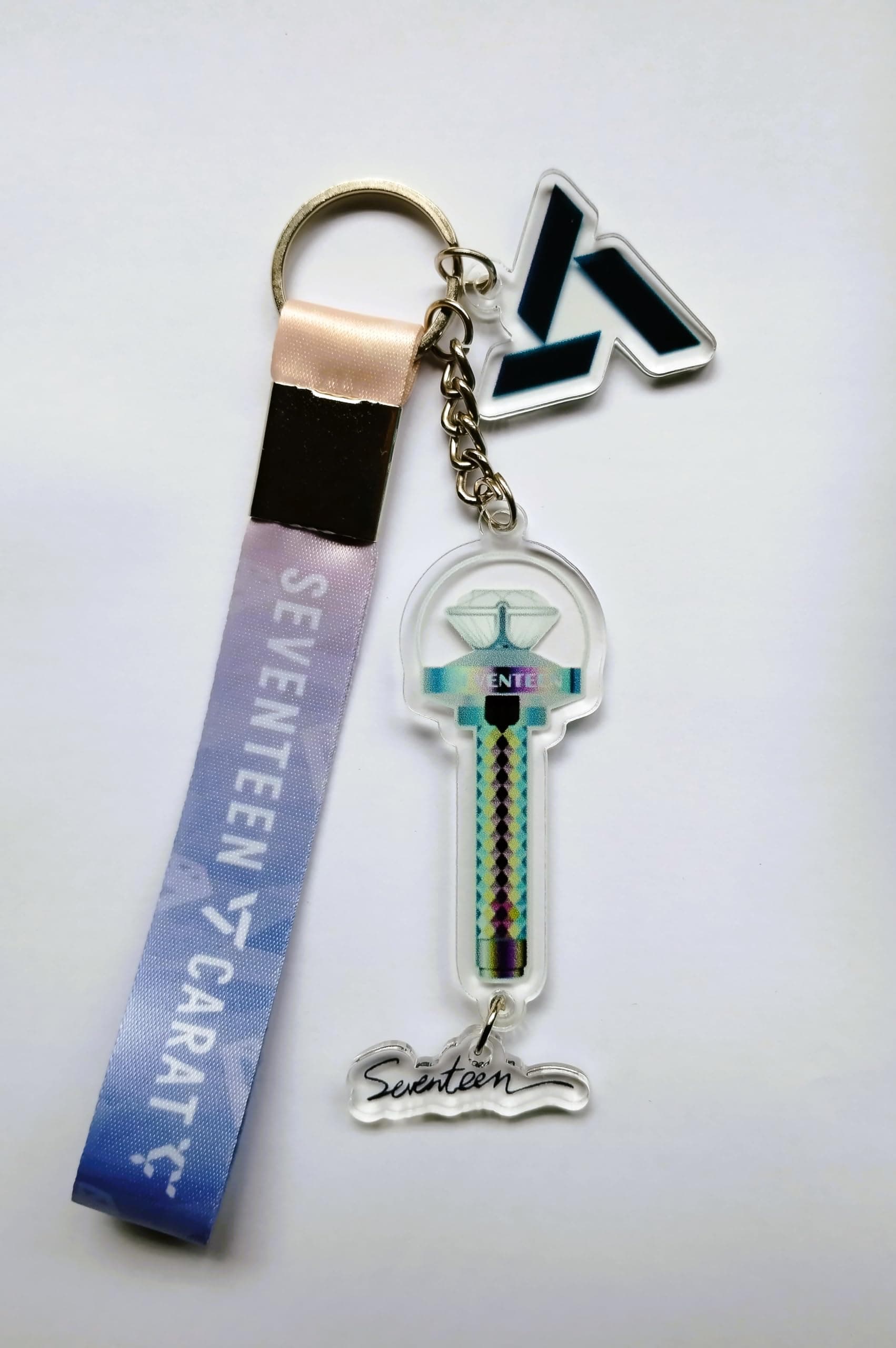 SEVENTEEN Caratbong Lightstick Inspired Acrylic Keychain With Lanyard | SVT & Carat Logo Landyard |Kpop BoyBand | Caratbong Keyring | Seventeen Keychain| Kpop Lightstick