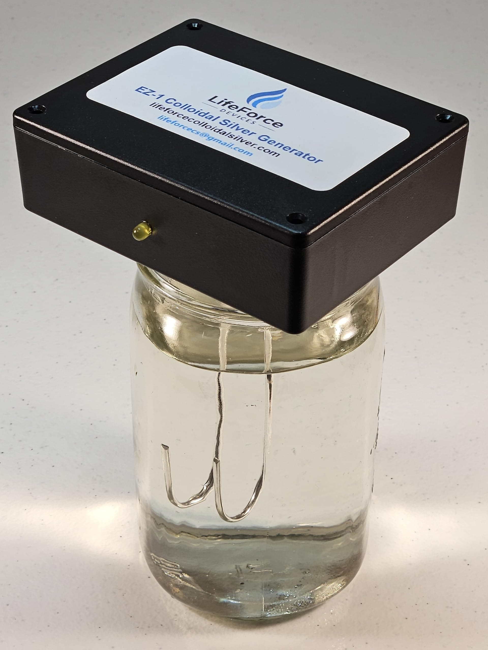 LifeForce Devices Compact EZ-1 Basic Silver Generator – Battery-Powered DIY Fresh Silver Maker – Portable Kit Makes 32oz in 32 Minutes (14-Gauge)