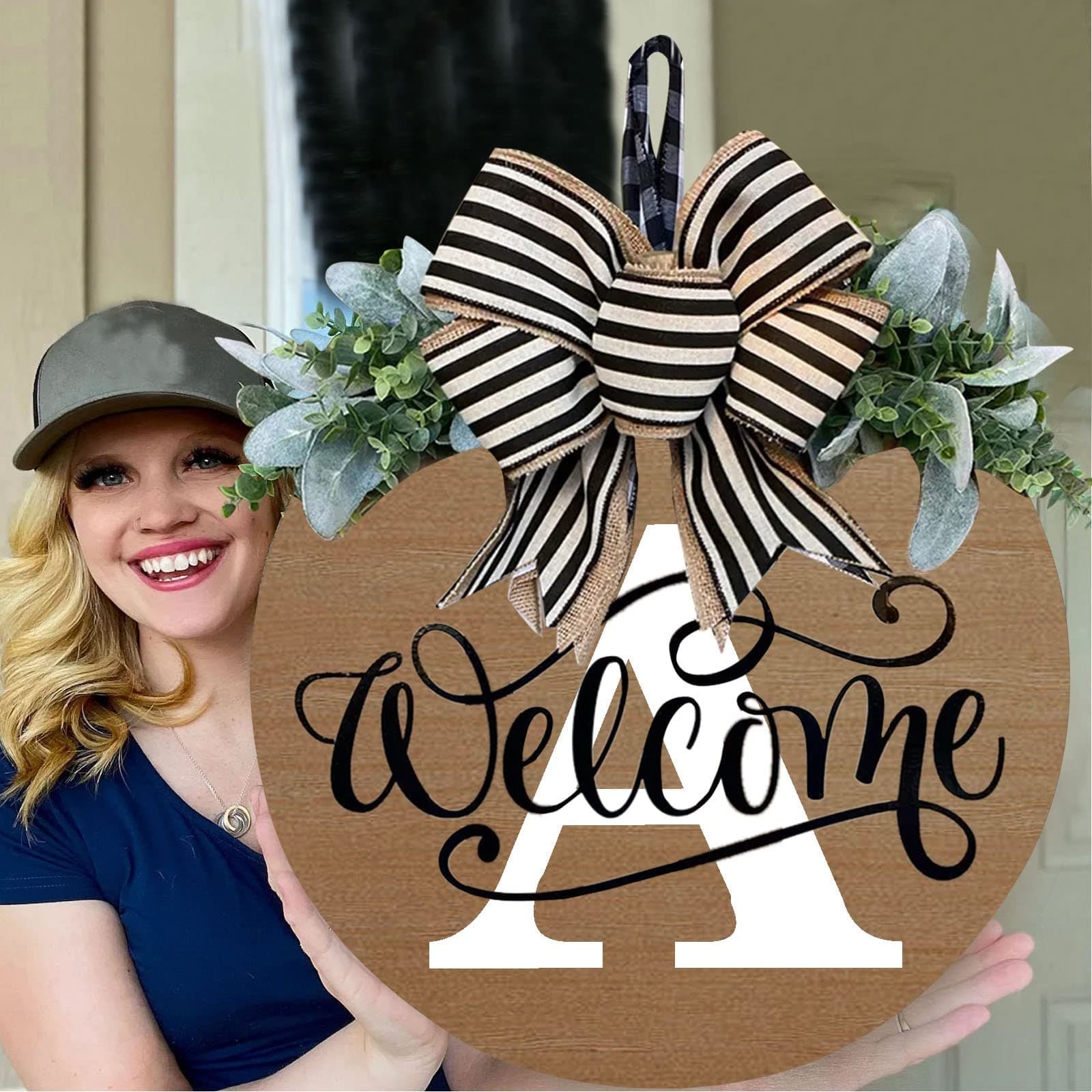 Hoomall 26 Letter Last Name 2023 New Round Front Door Wreath with Bow, Spring Welcome Sign Garland Personalized Farmhouse Wreath for All Seasons Outside Hanger Decor Gifts (Wood-15.7x15.7 INCH, A)