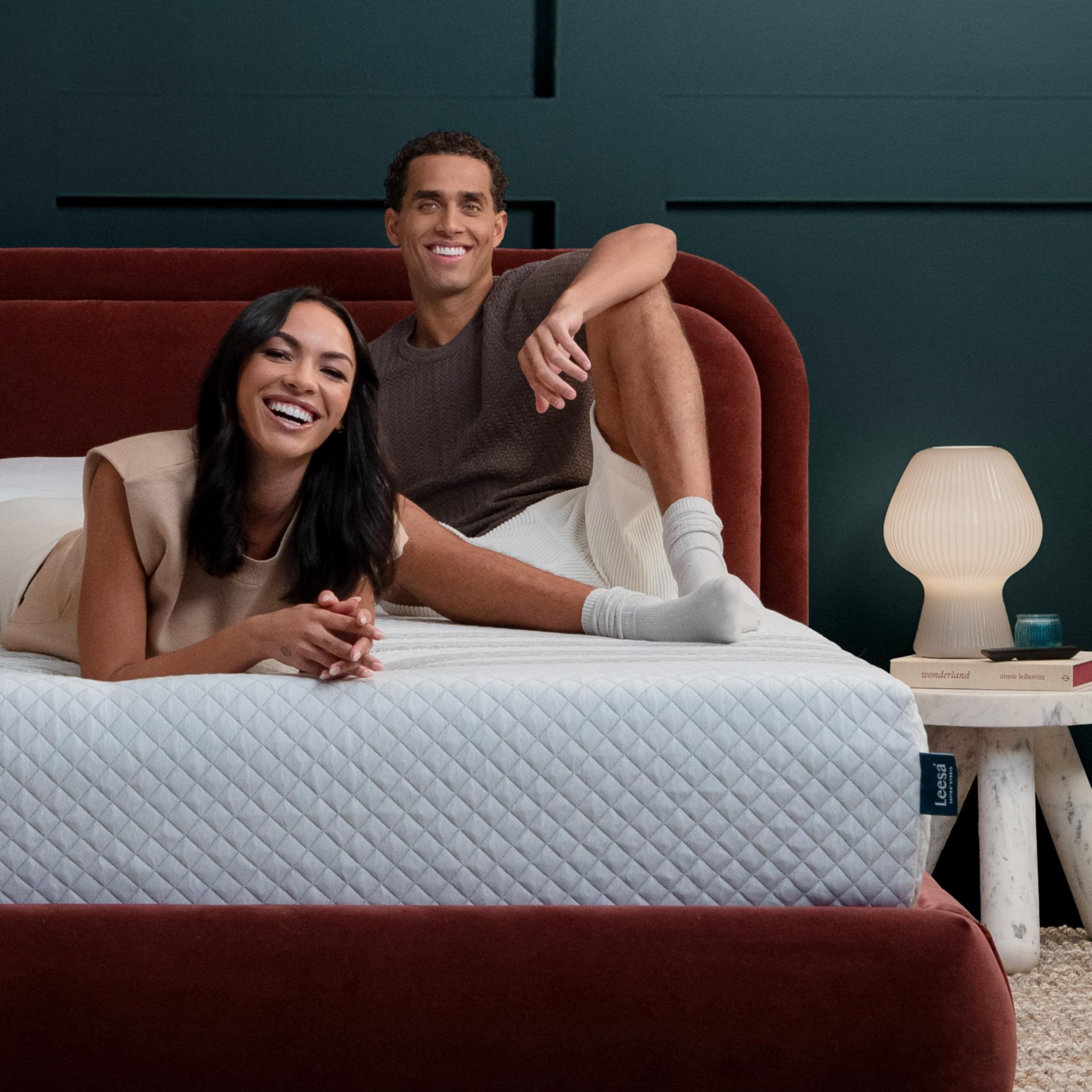 Leesa Sapira Hybrid 11" Mattress, Twin Size, Premium Cooling Foam and Individually Wrapped Spring/CertiPUR-US Certified Foam / 120-Night Trial