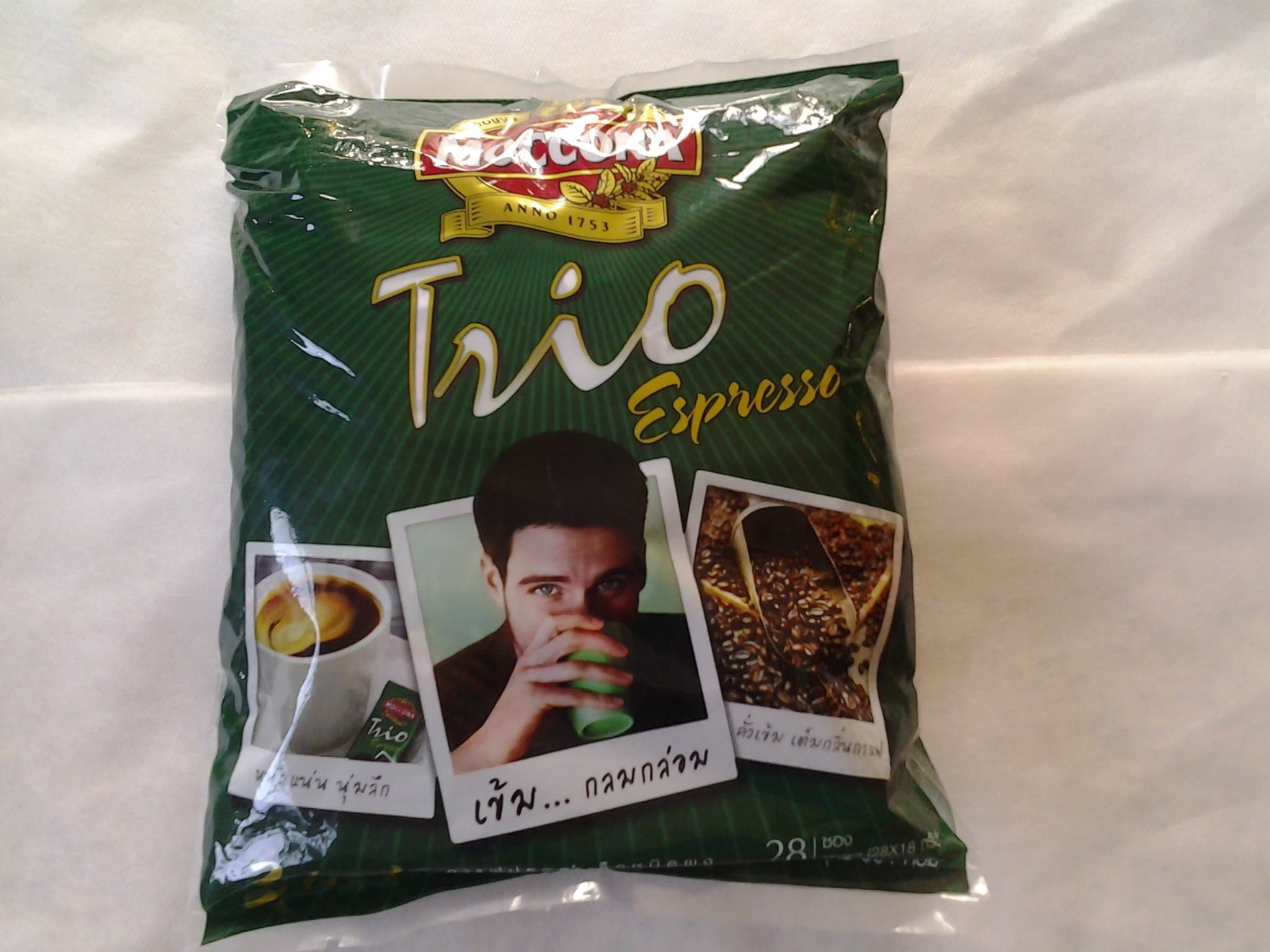 Moccona Trio Instant Coffee Mixed Espresso 18g. Pack 28 Sachets