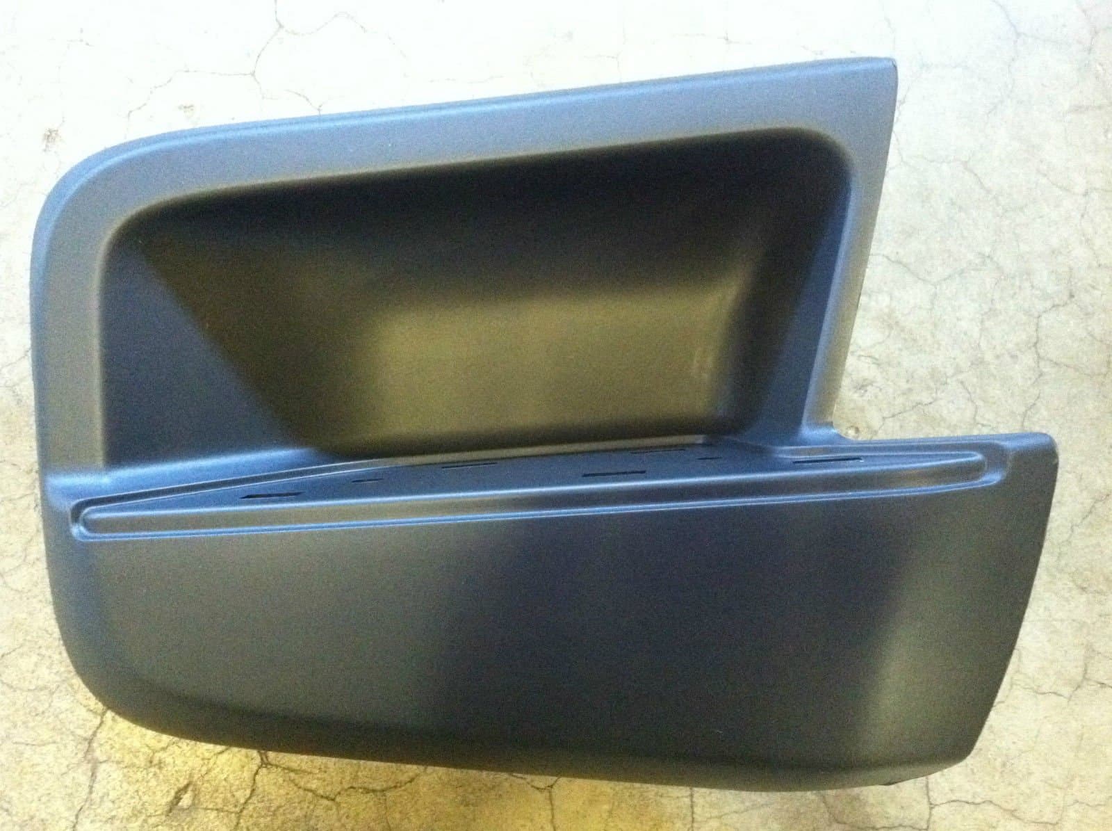 NEW OEM 2005-2015 FACTORY NISSAN XTERRA RIGHT REAR BUMPER STEP ONLY