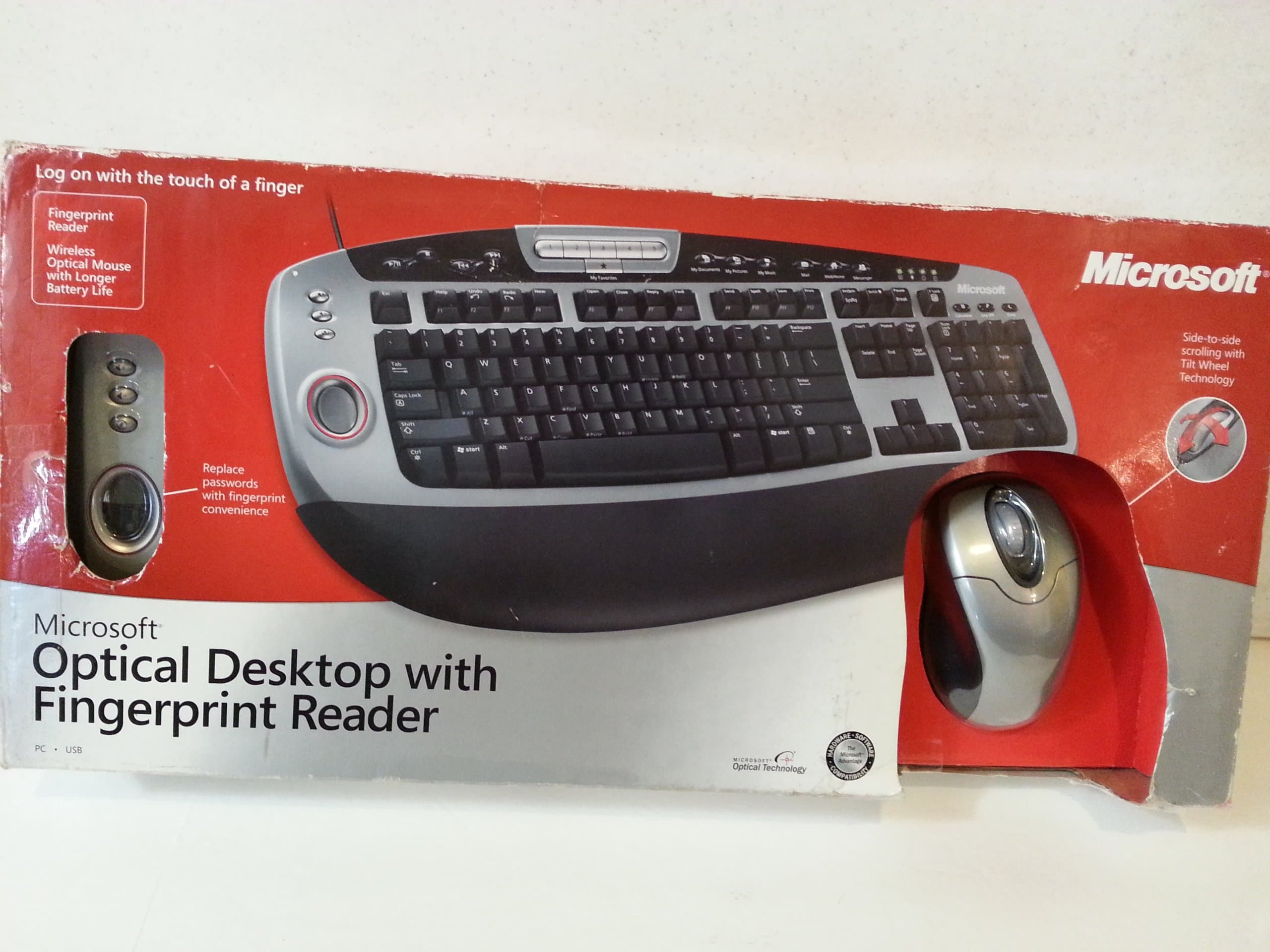 Microsoft Keyboard - Optical Desktop with Fingerprint Reader (BZ5-00002)