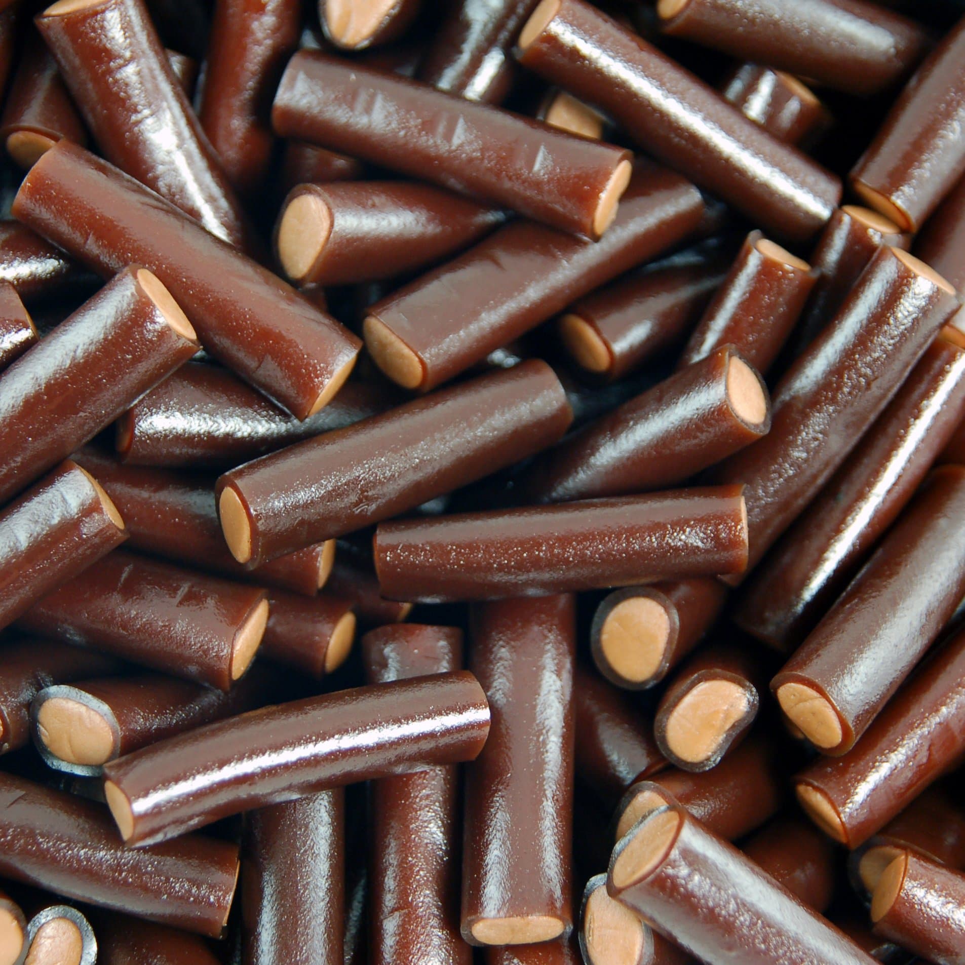 Toms Store Chocofanter (2 x 200g) - Chocolate liquorice pieces with confectionery filling