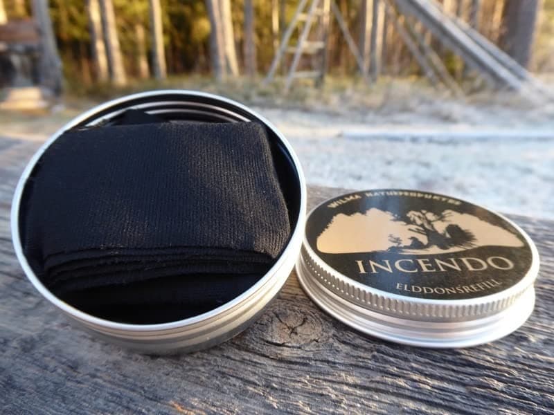 Wilmas Incendo Char Cloth Tinder Tin