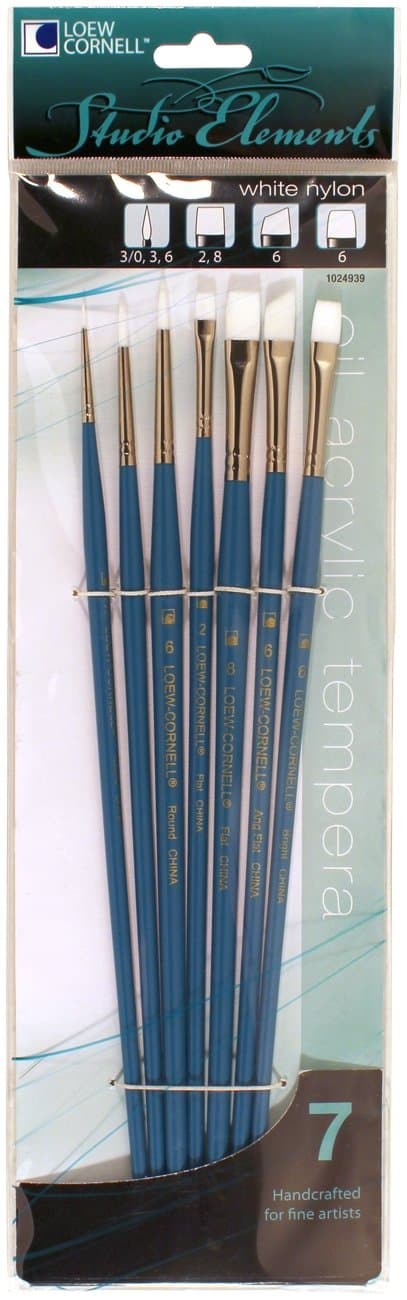 1024939 Studio Elements White Nylon Long Handle Mixed Small Brush Set