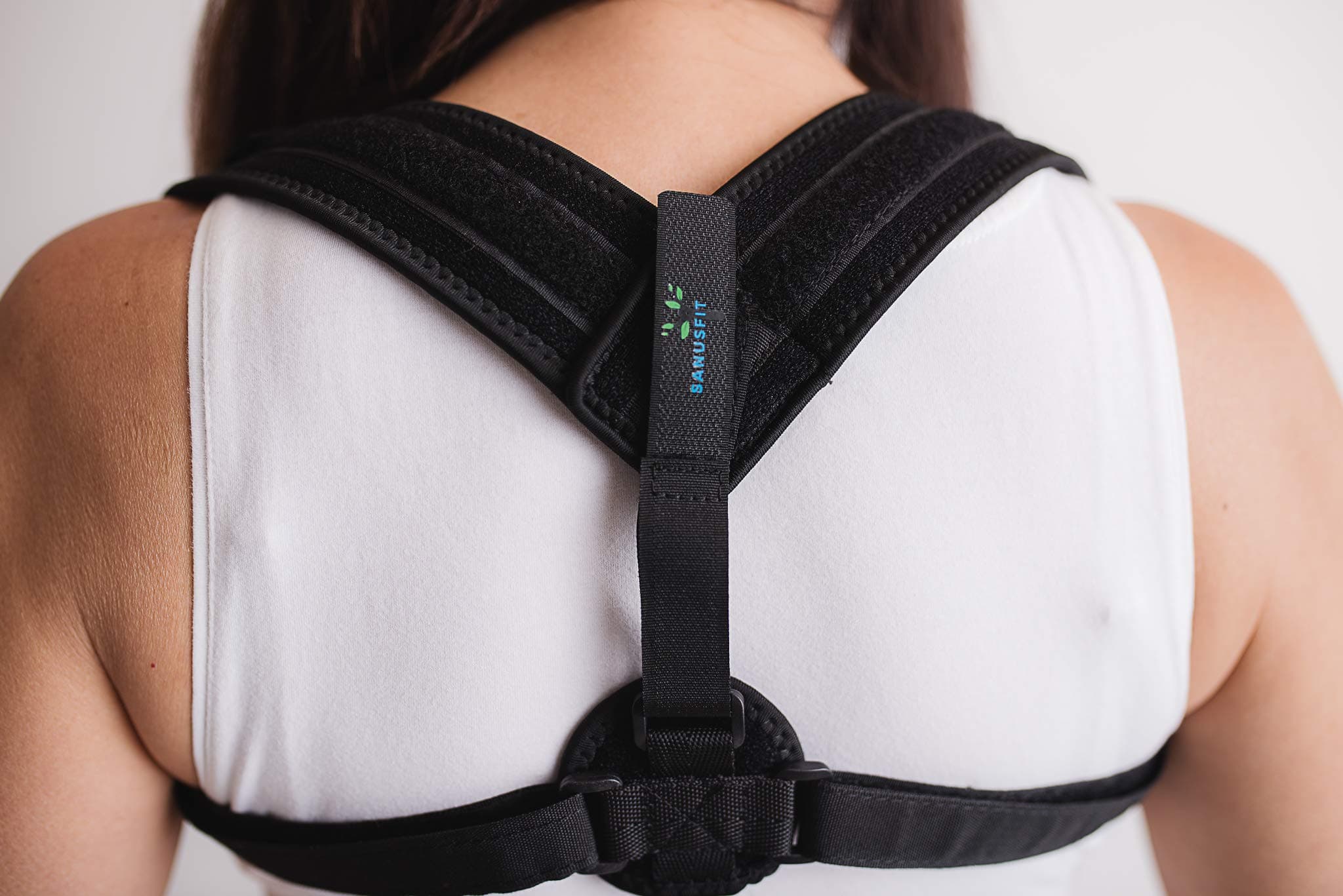 Posture Corrector for Men/Women, Comfortable Back Brace, Adjustable Posture Support, Corrects Rounded Shoulders for Relief of Back Pain, Fix Posture Immediately - SANUSFIT