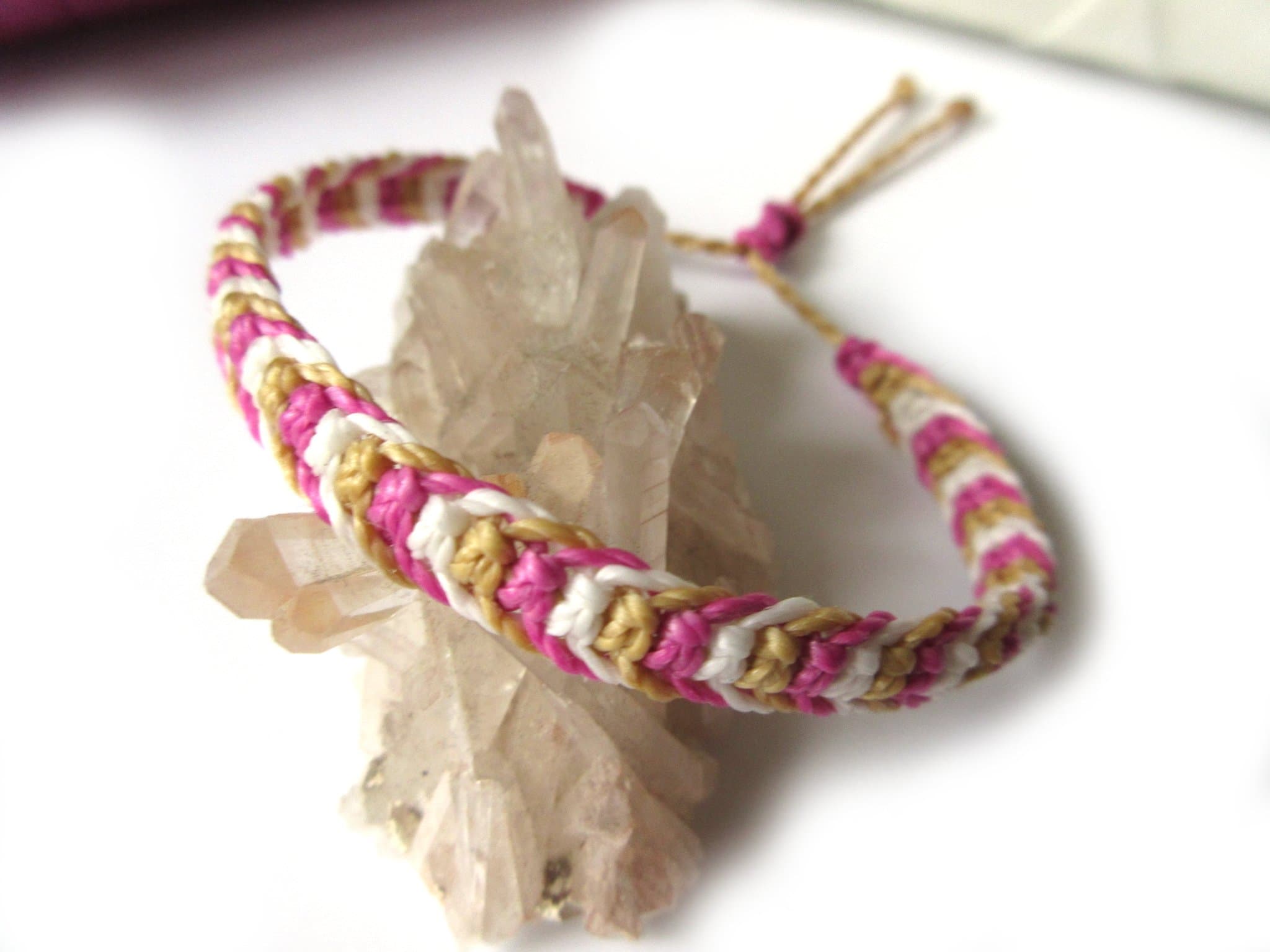 Pink Fuchsia White & Beige/Straw Macramé Friendship Bracelet Handmade brasilian/surf/bohemian threads wristband Papacho Creations