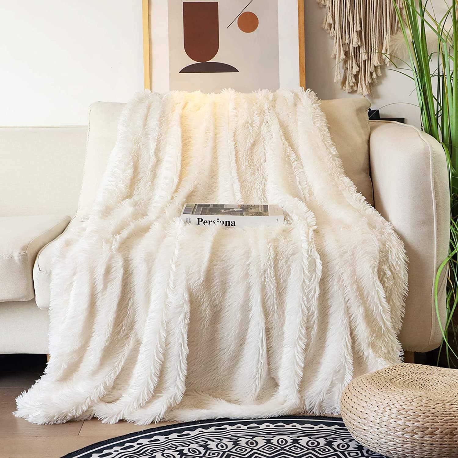 Tuddrom Decorative Extra Soft Faux Fur Blanket Queen Size 80"x90", Solid Reversible Fuzzy Long Hair Shaggy, Fluffy Plush Microfiber Fur Blanket for Couch, Sofa, Bed, Cream White