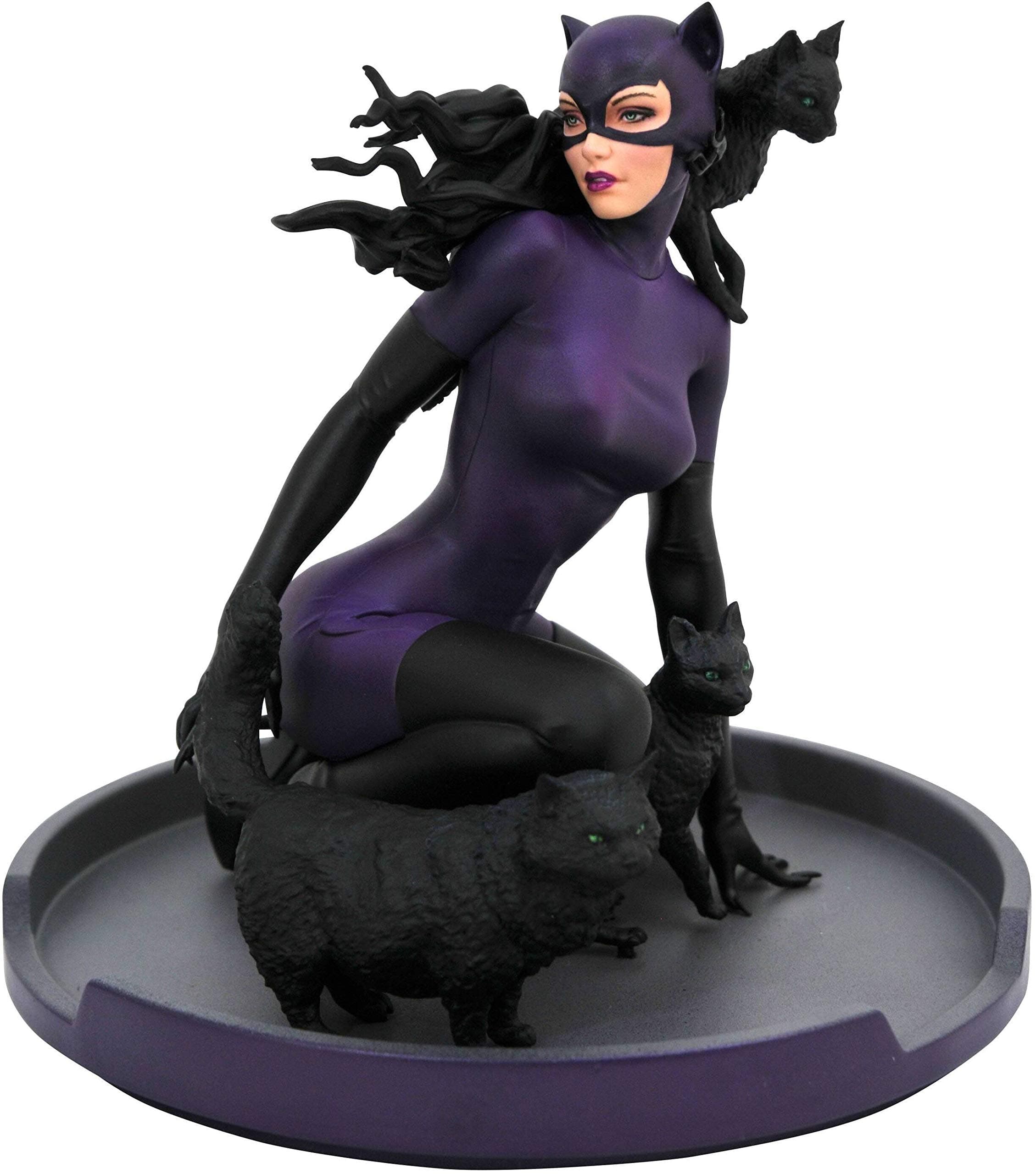 DIAMOND SELECT TOYS DC Gallery: Catwoman PVC Figure, Multicolor