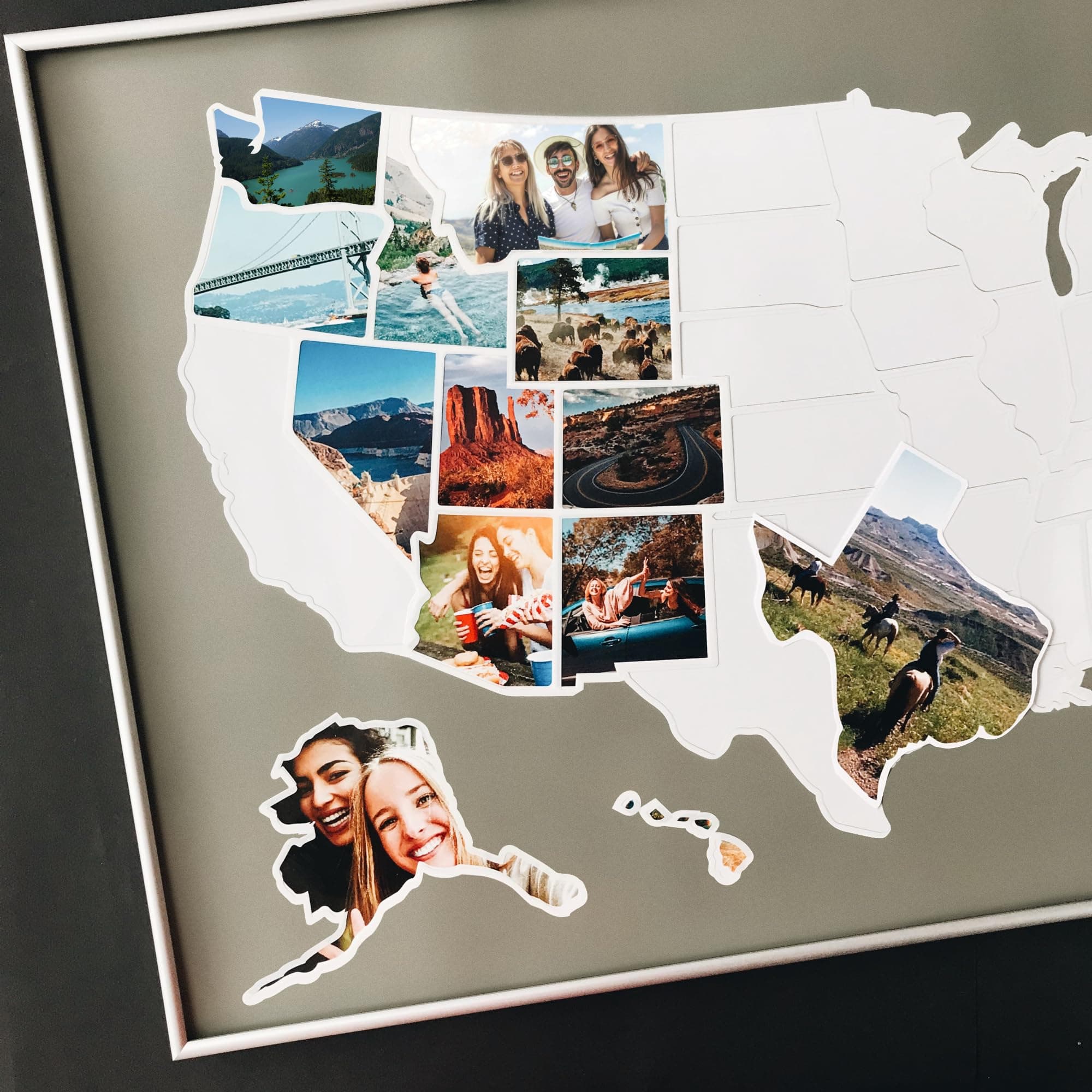 1DEA.me USA Photo Map - 50 States Travel Map - 24 x 36 in - Includes Secure Photo Maker - Easy to Use, Built to Last and Uniquely Yours - Unframed - Gray