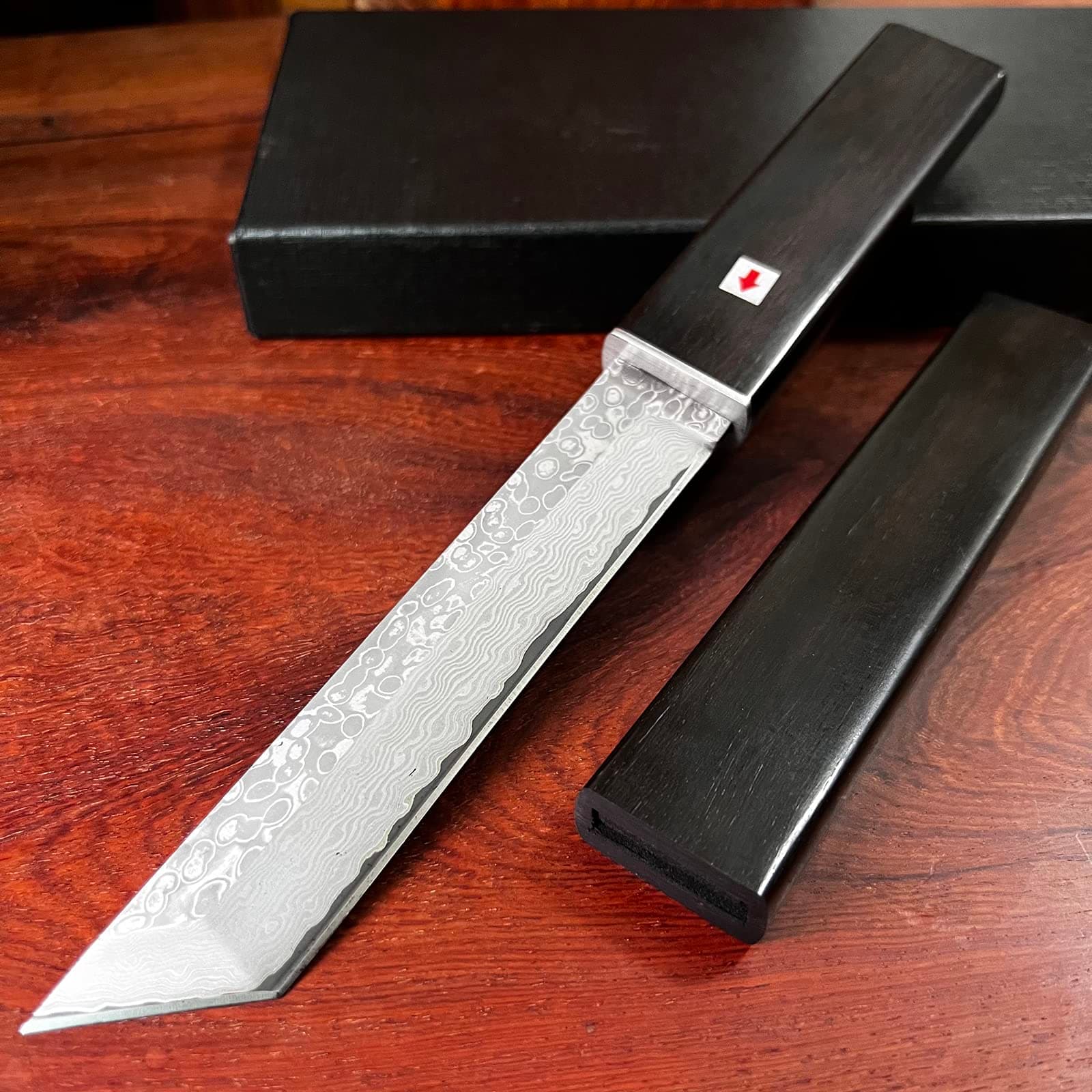 MADSABRE Japanese Samurai Tanto Knife Fixed Blade Katana, 268 Floors Damascus VG10 Steel Outdoor Tactical Combat Hunting Survival Knives with Wooden Sheath (Damascus Steel-White)